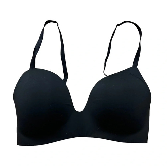 Victoria’s Secret • Black T-Shirt Lightly Lined Wireless Bra - Picture 3 of 10